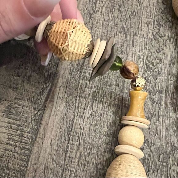 Set of 2 Wooden Beaded Statement Necklaces - Vintage - Picture 11 of 13